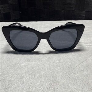 Kenneth Cole Reaction Black Cat-Eye Sunglasses